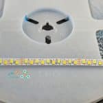 نمای نزدیک ریسه نواری 3 حالته تراکم 180