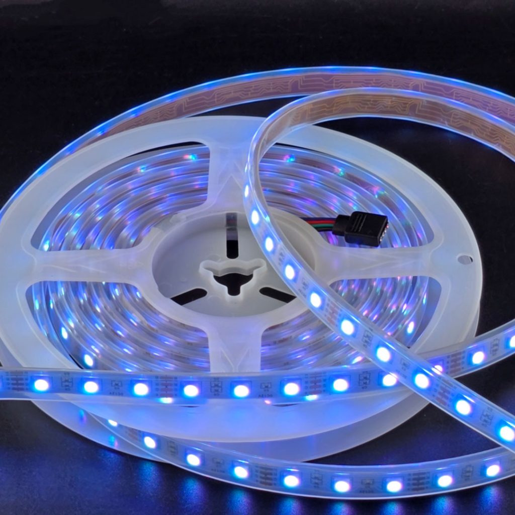 ریسه نواری RGB روکش‌دار مناسب استخر